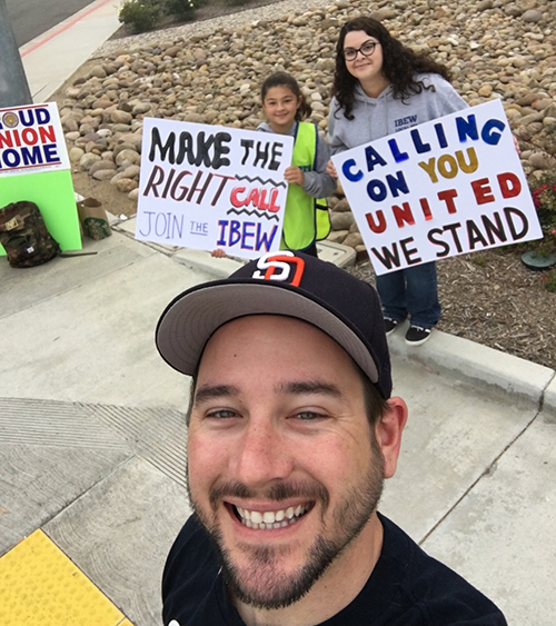 Local 465 Business Manager Nate Fairman joined Marquez and one of her daughters on an informational picket line at SDG&E headquarters.