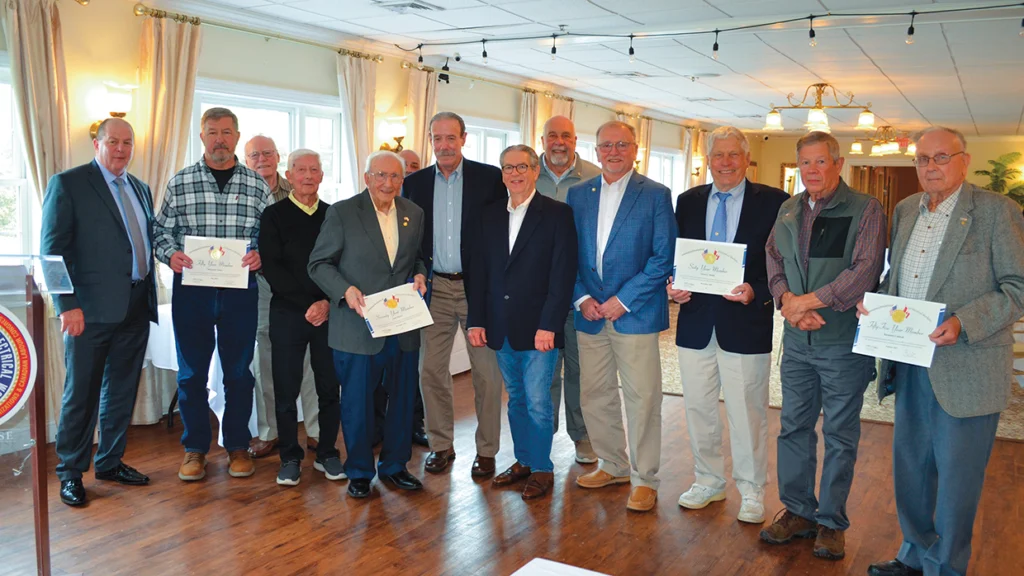 Local 488 held a memorial and pin awards luncheon for retirees in May.