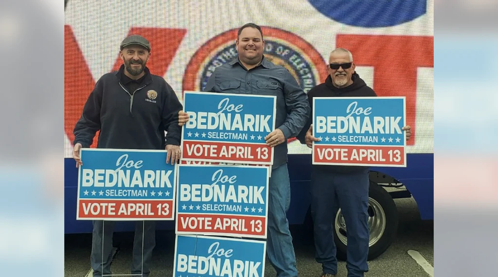 Congratulations to Local 223 member Joe Bednarik, who was elected selectman in the town of Somerset, Mass.